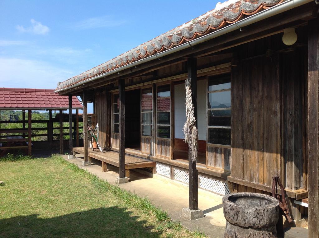 Cottage Canac Motobu Exterior foto